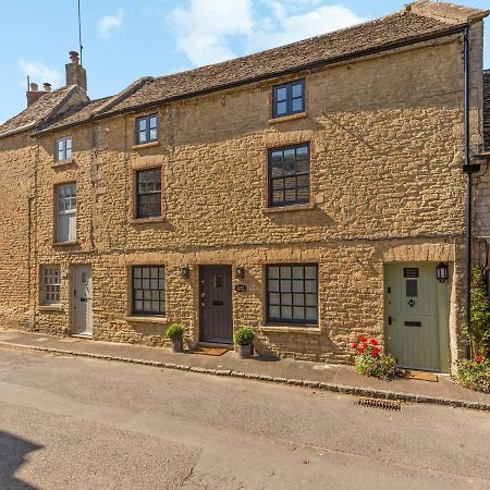 Stable Cottage 切尔滕纳姆 外观 照片