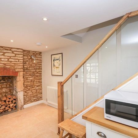Stable Cottage 切尔滕纳姆 外观 照片